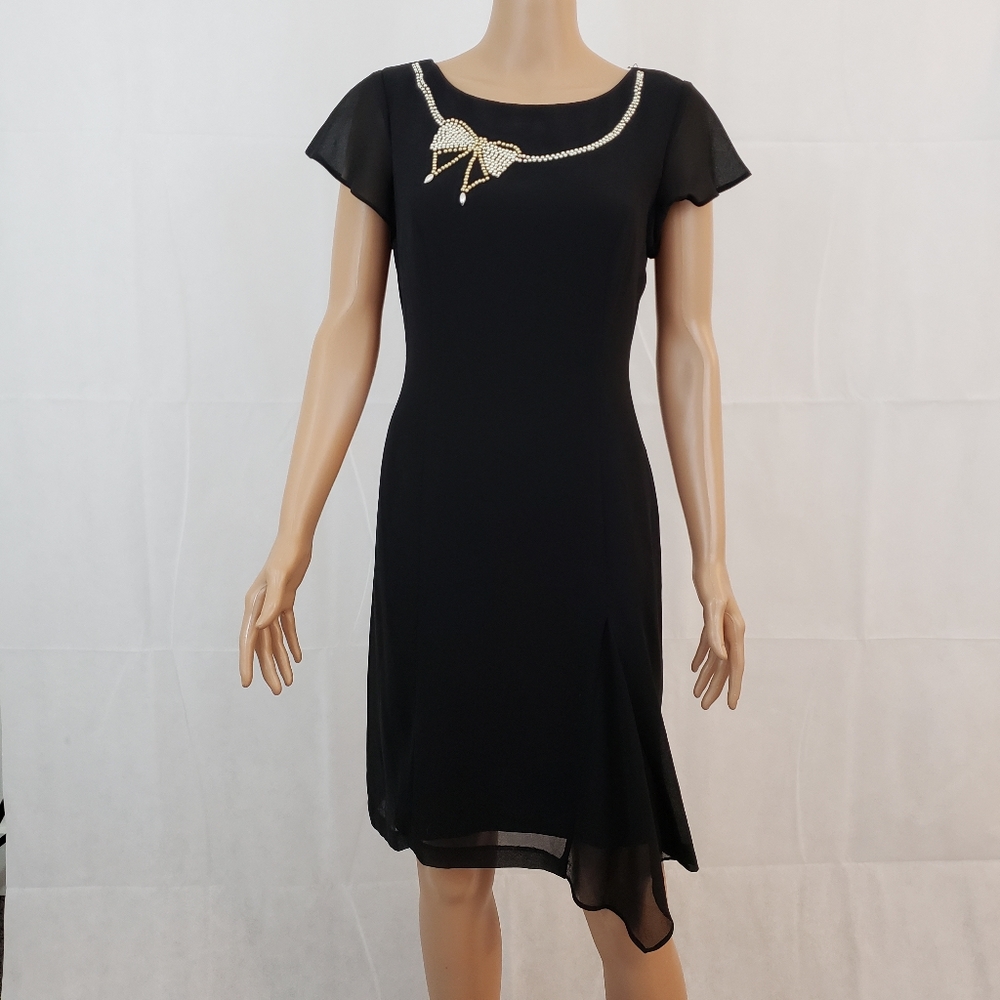 NWOT| ROBBIE BEE | Beaded Bow Detail Sheath Dress